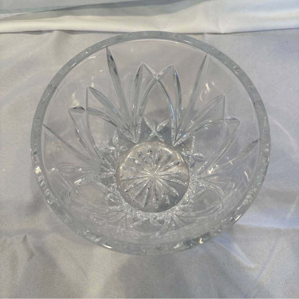 Elegant Waterford Crystal Cut Glass Flower Vase Brookside Pattern, 6.5” Tall - Picture 2 of 9